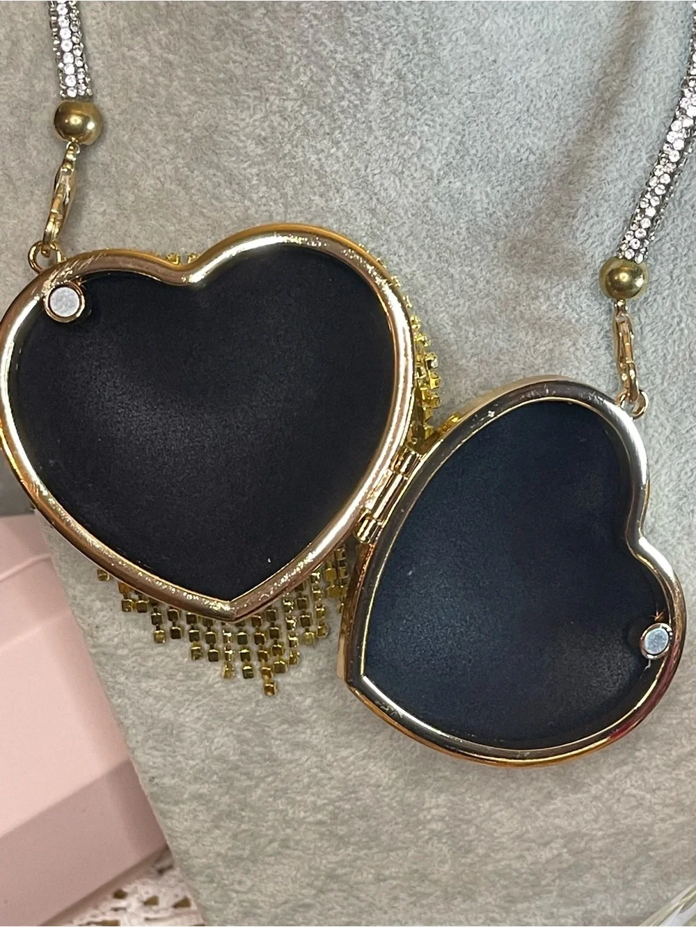 Rhinestone heart evening bag